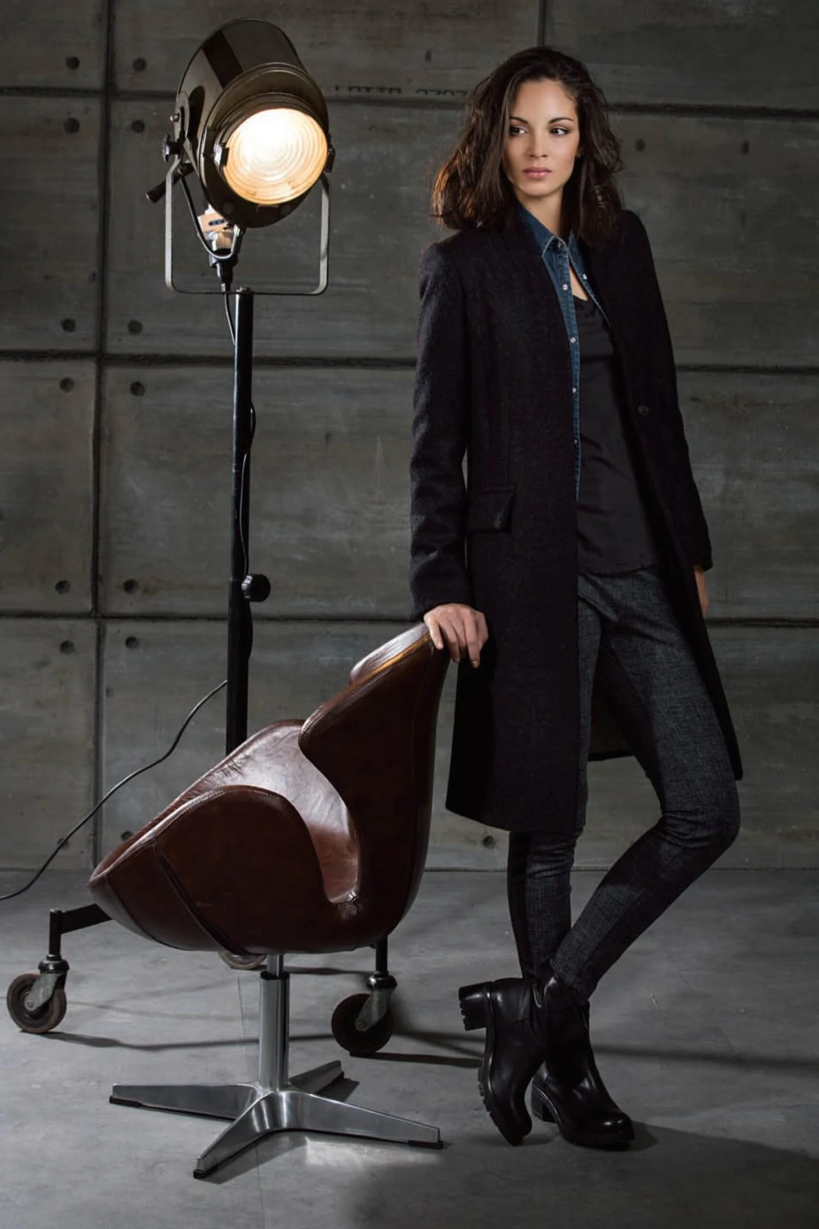 Fotografia fashion realizzata nell’ambientazione Industrial